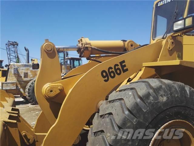CAT 966 E Фронтальные погрузчики
