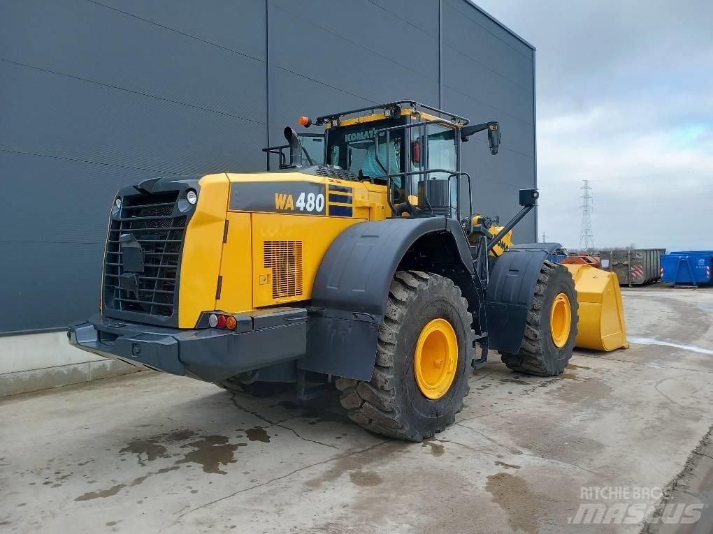 Komatsu WA480-8E0 Фронтальные погрузчики