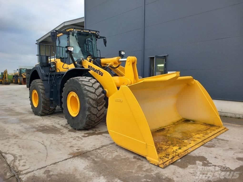 Komatsu WA480-8E0 Фронтальные погрузчики