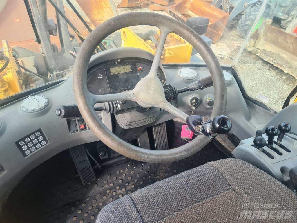Volvo L 120 E Фронтальные погрузчики
