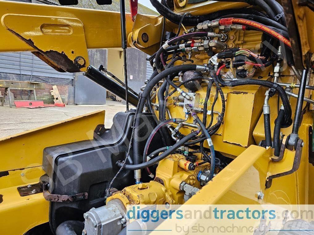 CAT 257 D Мини-погрузчики