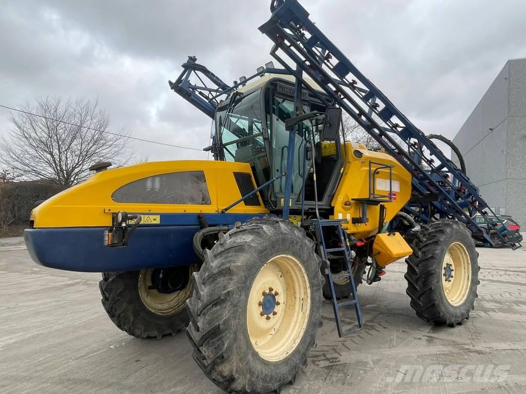Caruelle 2500L Самоходные опрыскиватели