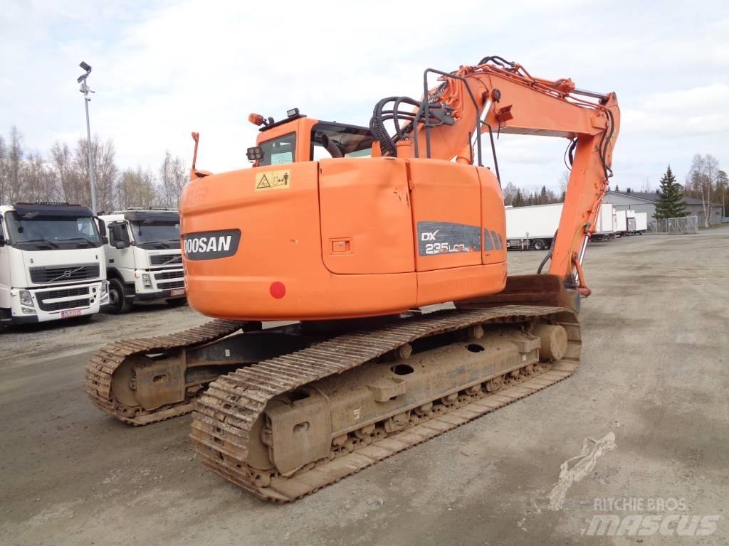 Doosan 235 LCR Гусеничные экскаваторы