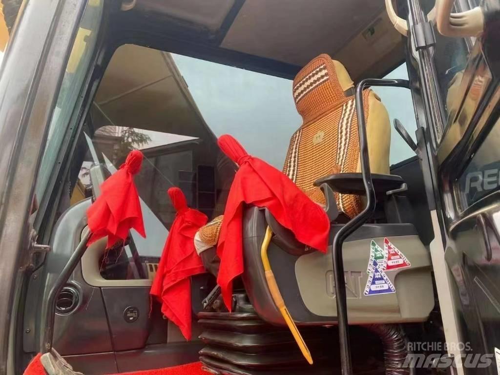 CAT CAT320D Гусеничные экскаваторы