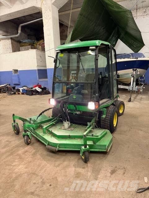 John Deere 1505 Самоходные газонокосилки