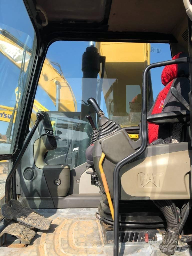 CAT 320 D Гусеничные экскаваторы