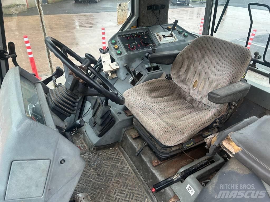 Massey Ferguson 3080 Трактора