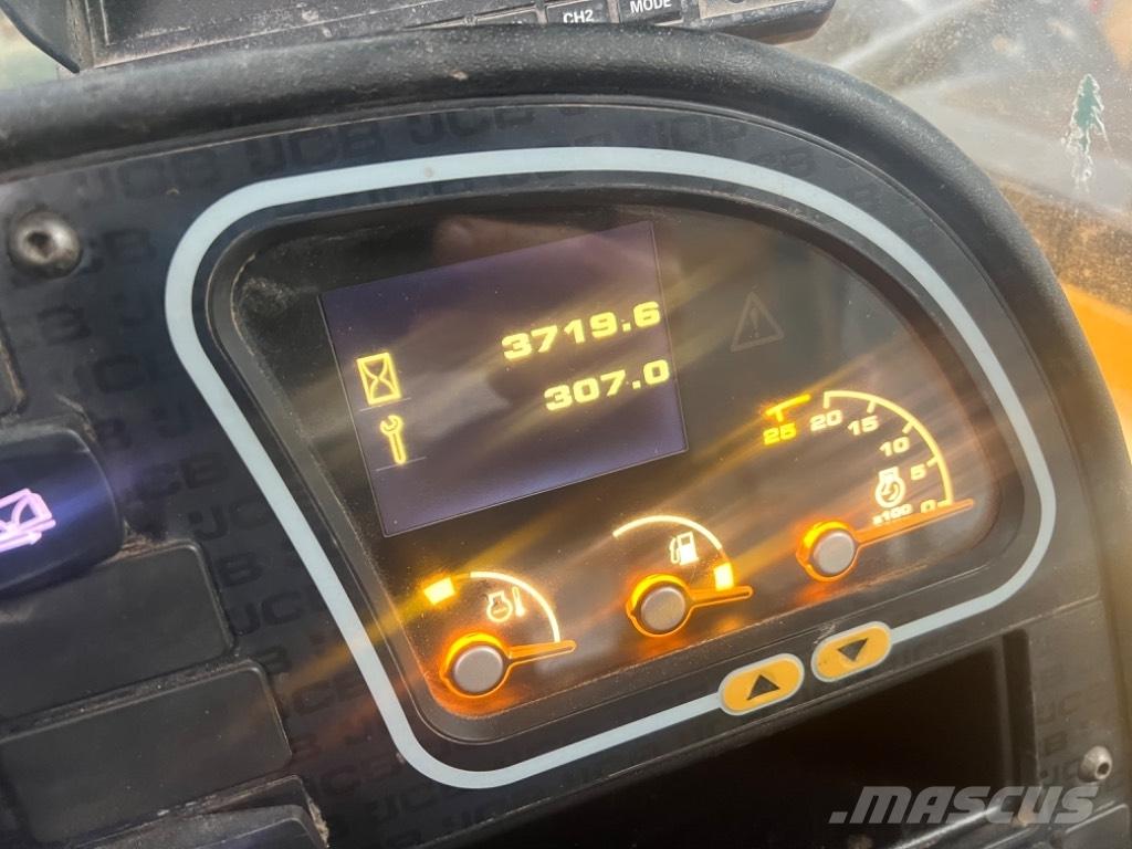 JCB 535-140 Телескопические погрузчики