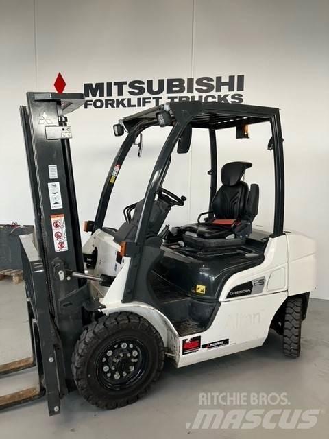 Mitsubishi FD25N3 Дизельные погрузчики