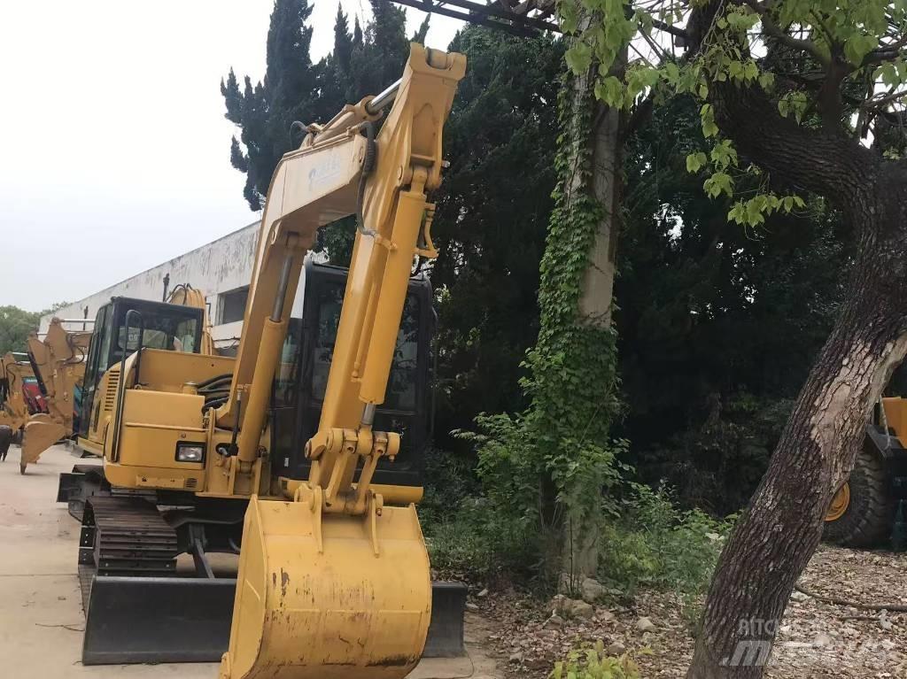 Komatsu PC 70 Гусеничные экскаваторы