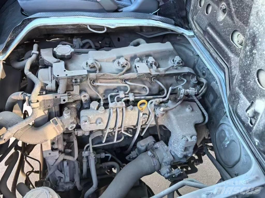 Toyota Hiace Междугородные автобусы