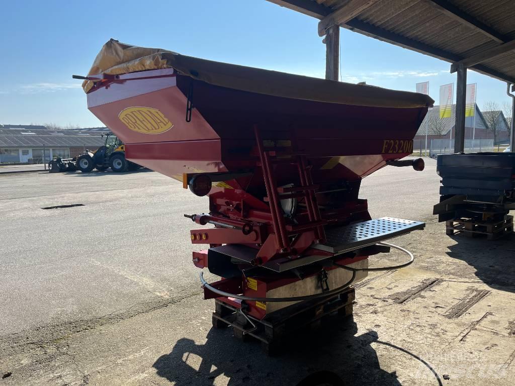 Bredal F2 3200 Разбрасыватели органических удобрений