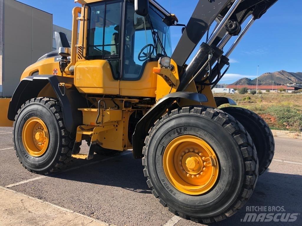 Volvo L90H Фронтальные погрузчики