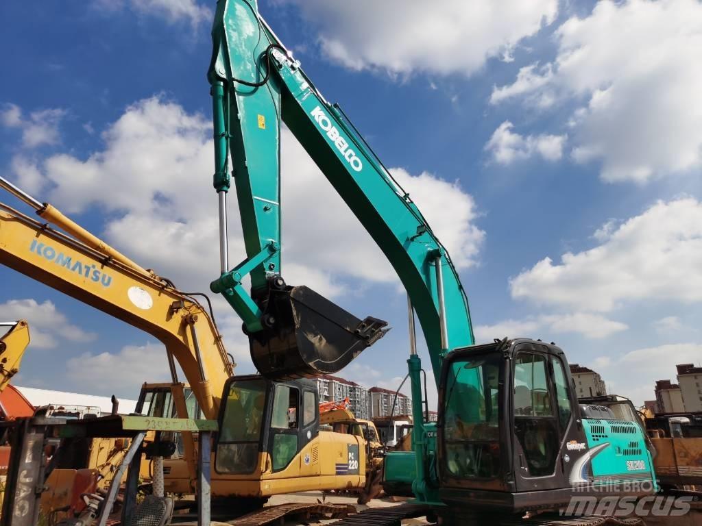 Kobelco SK 200 Гусеничные экскаваторы
