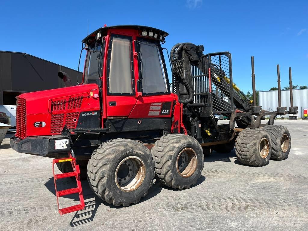 Komatsu 835 Форвардеры