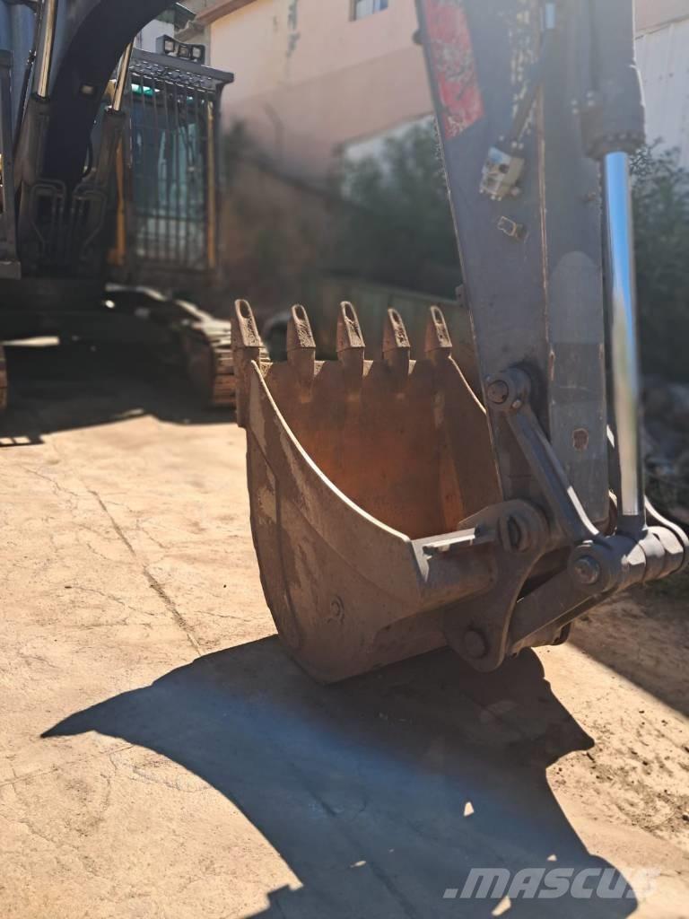 Volvo EC 210 B LC Гусеничные экскаваторы