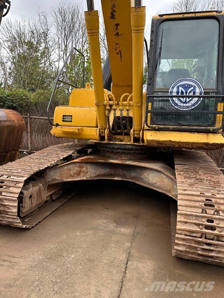 Komatsu PC 220-8 Гусеничные экскаваторы