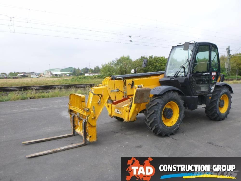 JCB 535-140 Hiviz Телескопические погрузчики