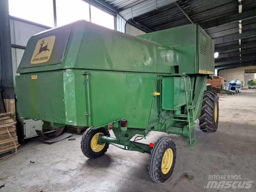 John Deere 952 Зерноуборочные комбайны