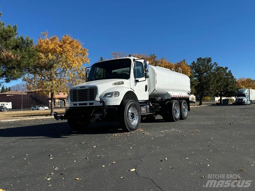 Freightliner M2 Поливочные машины