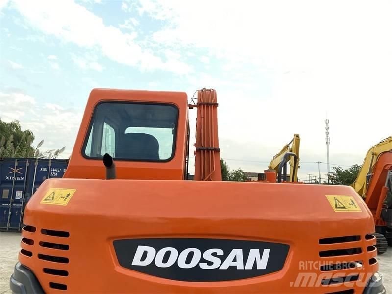 Doosan DH 80 Гусеничные экскаваторы