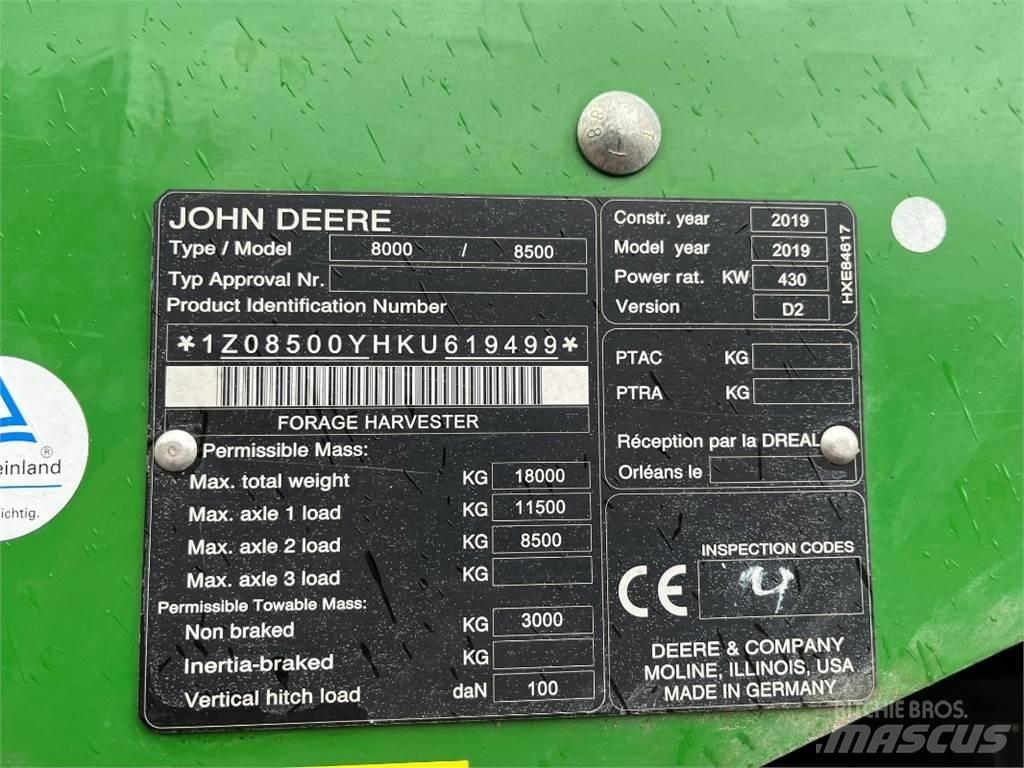 John Deere 8500 Прицепные кормоуборочные комбайны