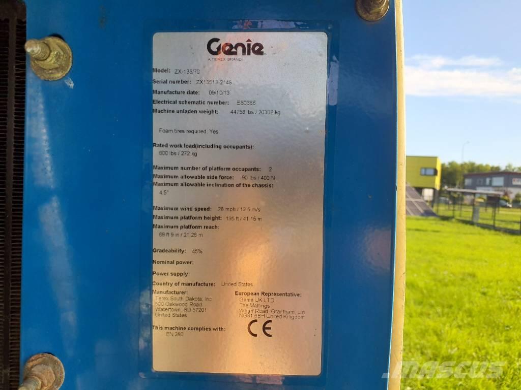 Genie ZX 135/70 Коленчатые подъемники