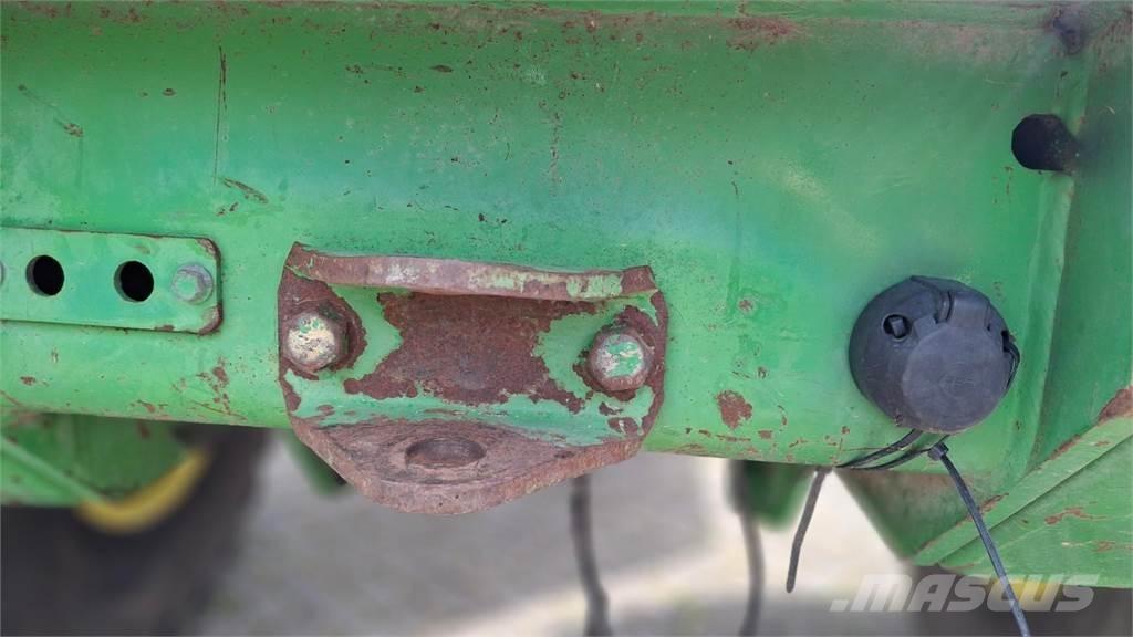 John Deere 3400 Телескопические погрузчики
