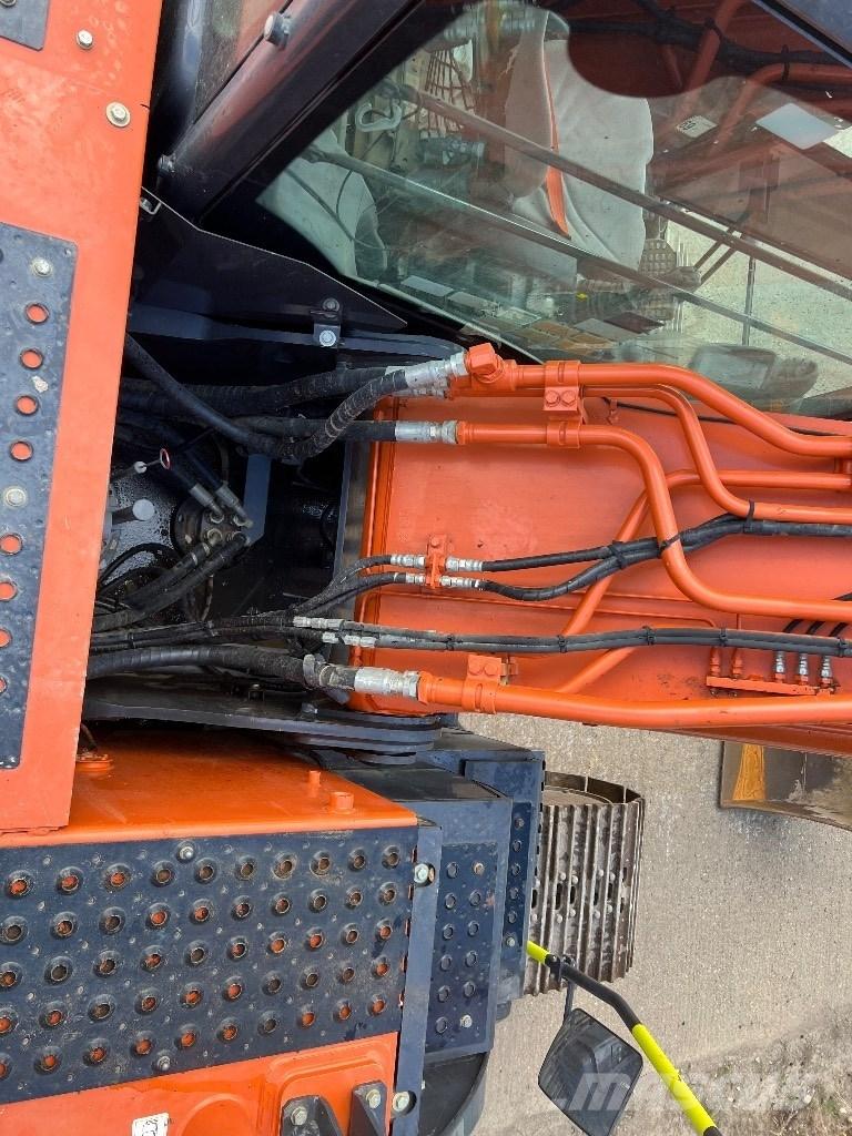 Hitachi zx210-6 Гусеничные экскаваторы
