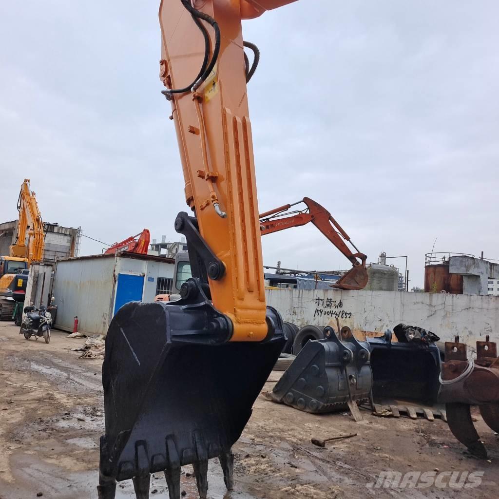 Hyundai 220 LC-9 Гусеничные экскаваторы