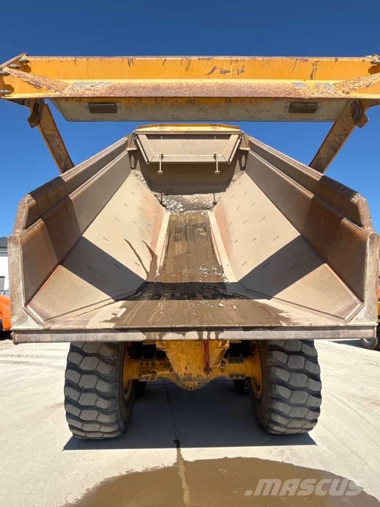Volvo A30G Шарнирно-сочленённые самосвалы