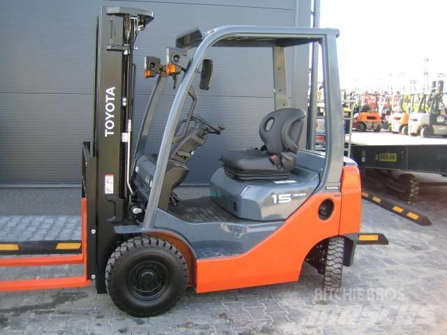 TOYOTA 028FGF15 Газовые погрузчики