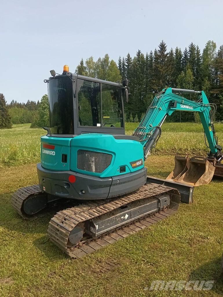 Sunward SWE60UF Малые экскаваторы 7т-12т