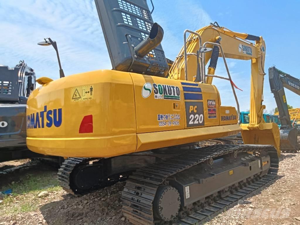 Komatsu PC 220-8 Гусеничные экскаваторы