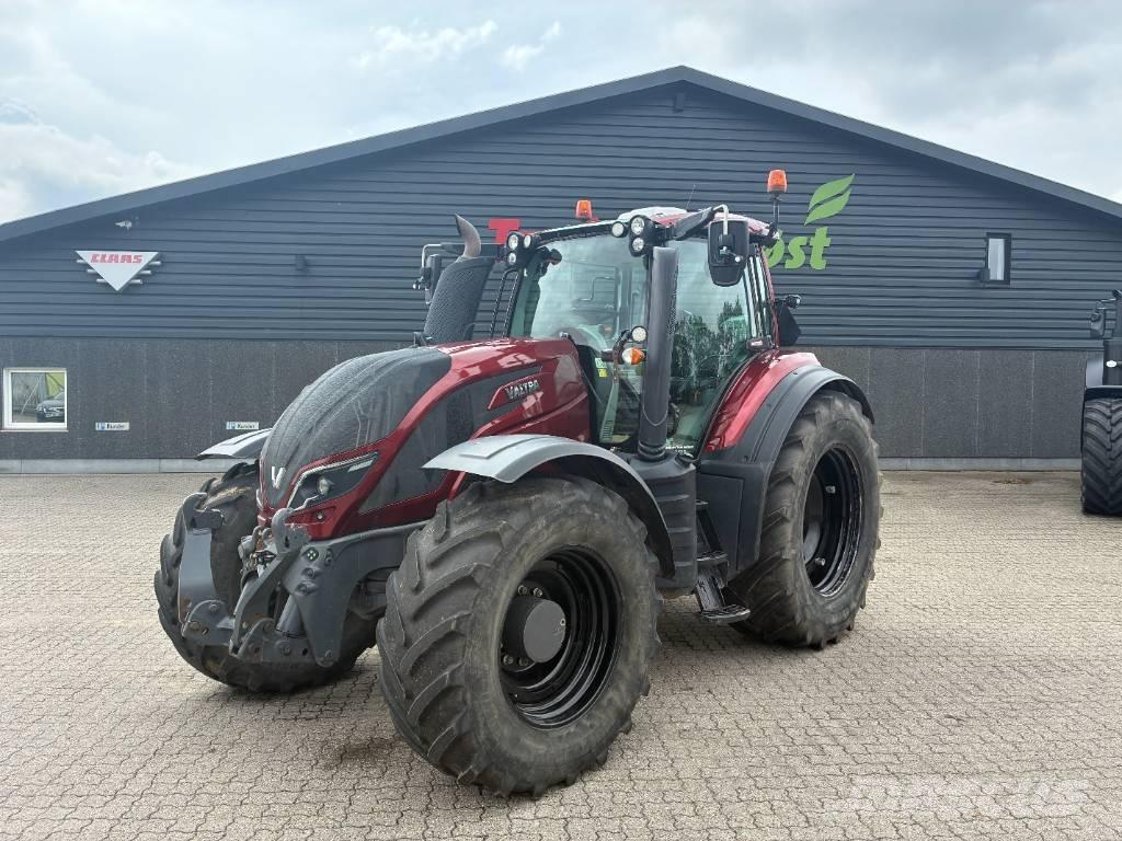 Valtra 254 Versus Трактора