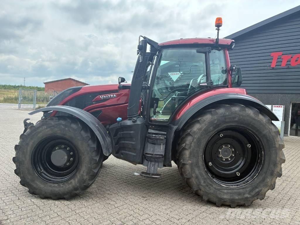 Valtra 254 Versus Трактора