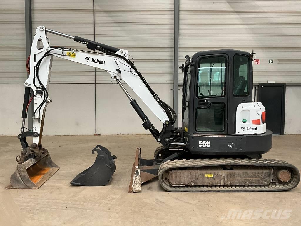 Bobcat E 50 EM Мини-экскаваторы
