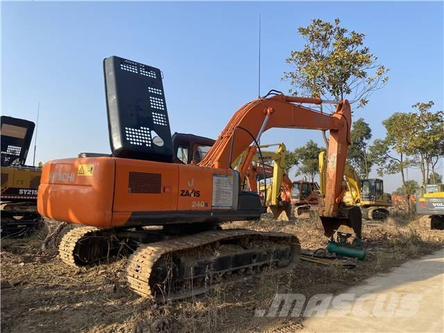 Hitachi ZX240 Гусеничные экскаваторы