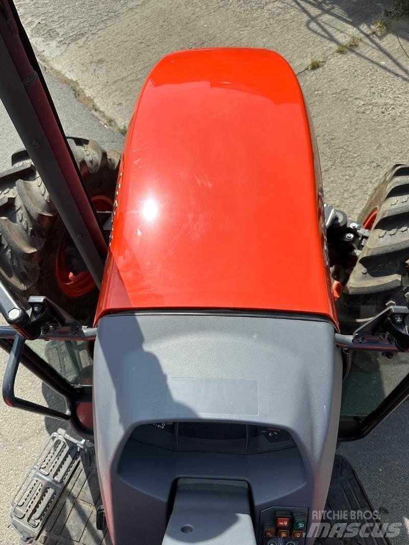 Kubota M4063 ROPS Трактора