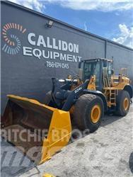 John Deere 824 K Фронтальные погрузчики