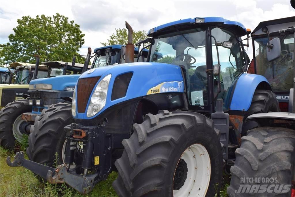 New Holland T 7040 Трактора