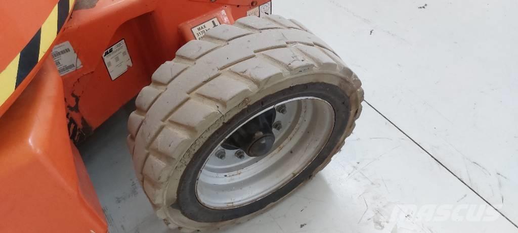 JLG E 450 AJ Коленчатые подъемники