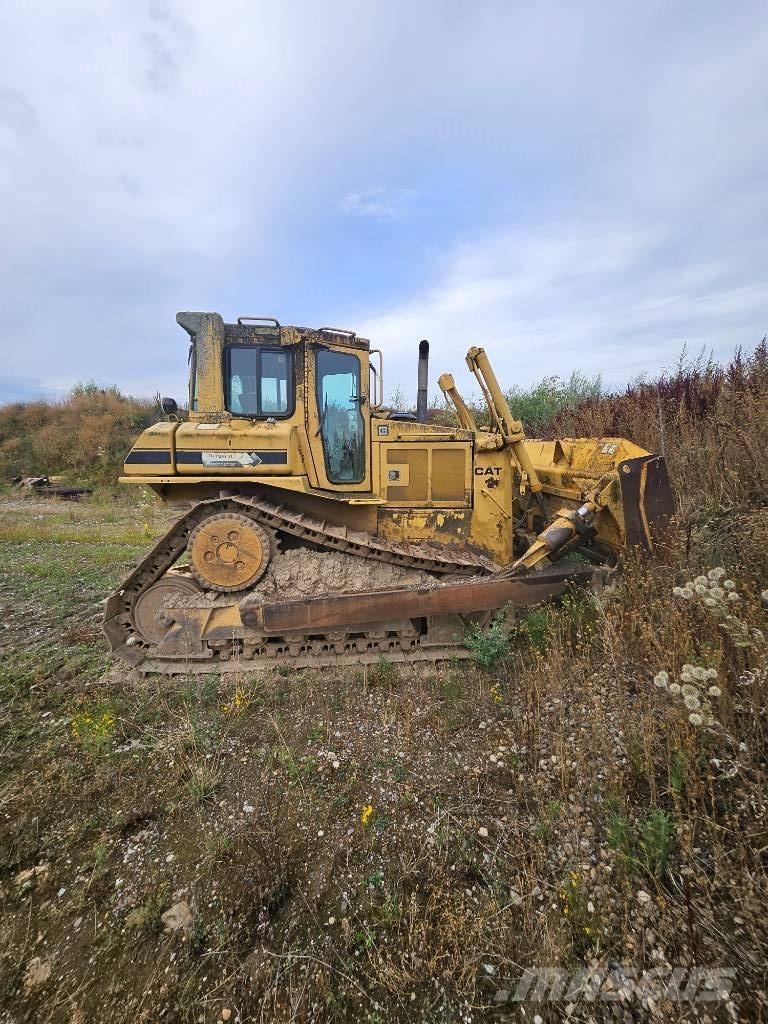 CAT D6h Гусеничные бульдозеры