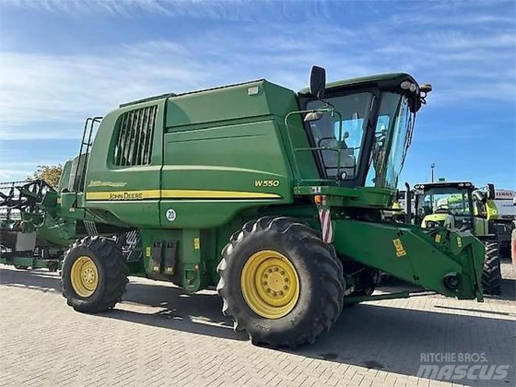 John Deere W550 Зерноуборочные комбайны