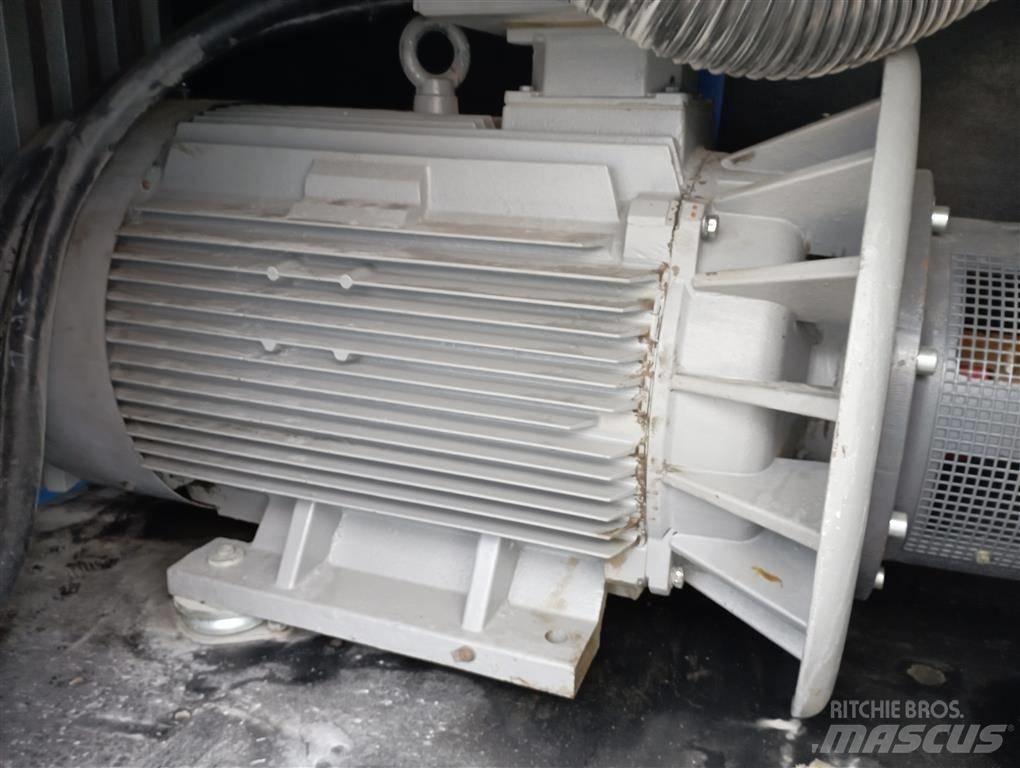 Compair L110RS-13A Воздушные компрессоры