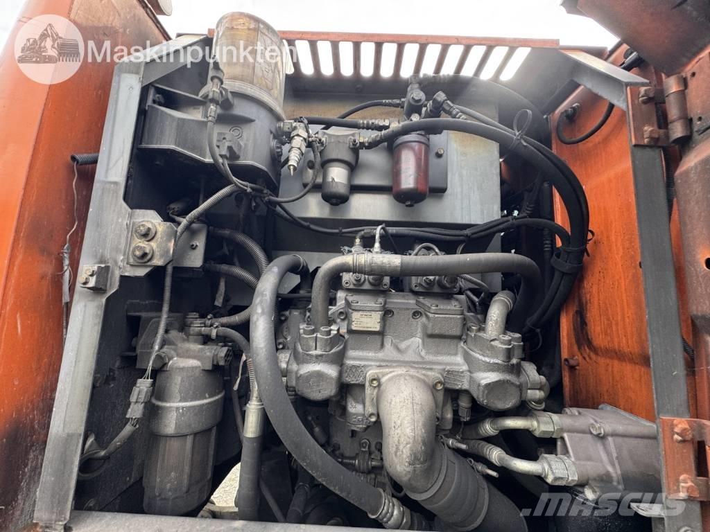 Hitachi ZX 140 W-3 Колёсные экскаваторы