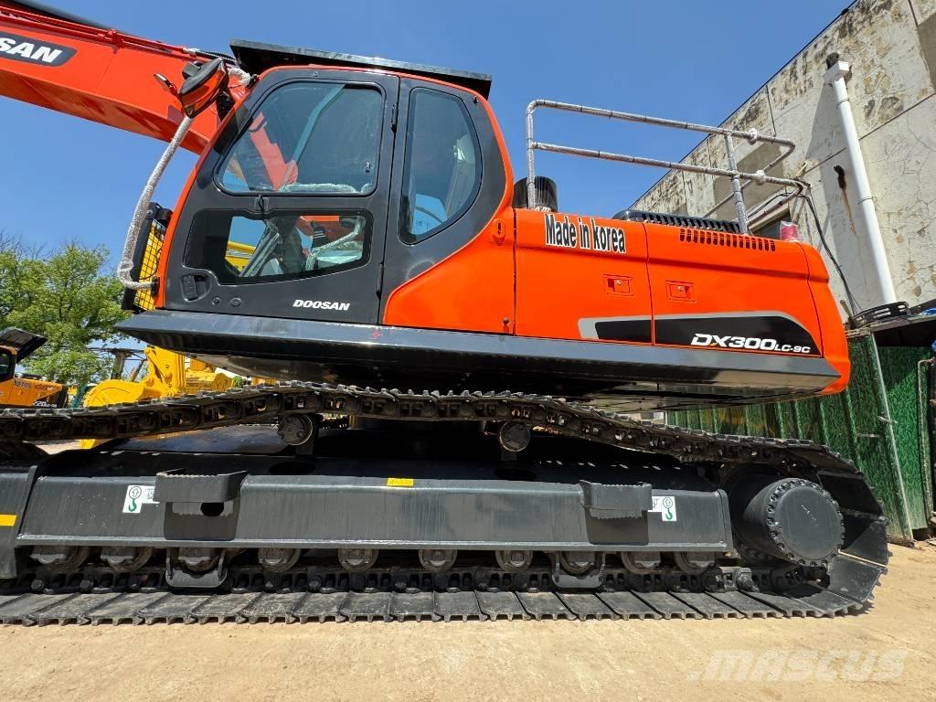 Doosan DX 300 LC-9S Гусеничные экскаваторы