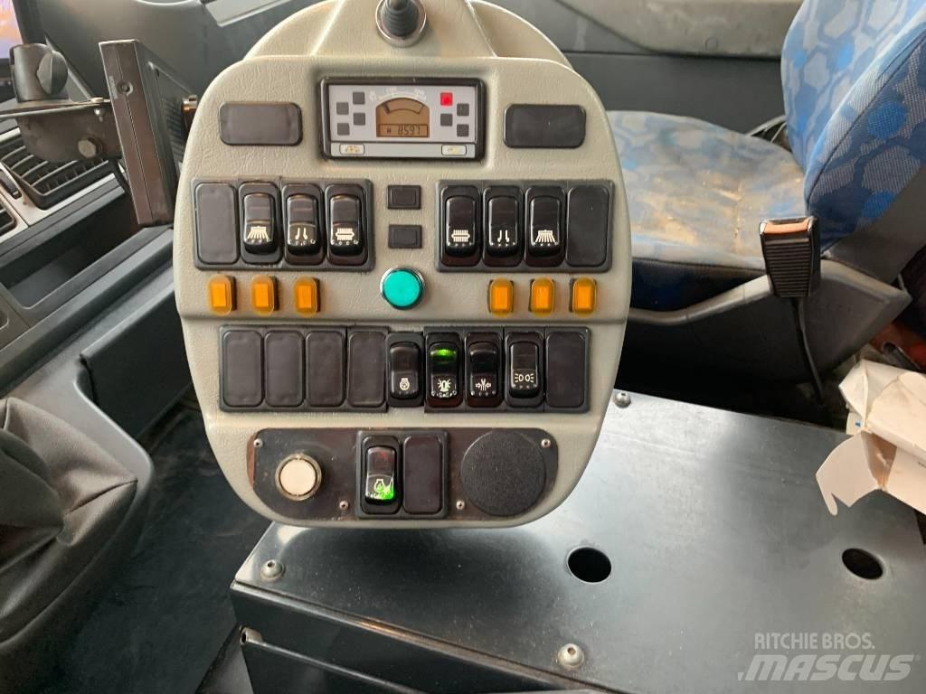 Iveco 150E 22 Вакуумные уборочные машины
