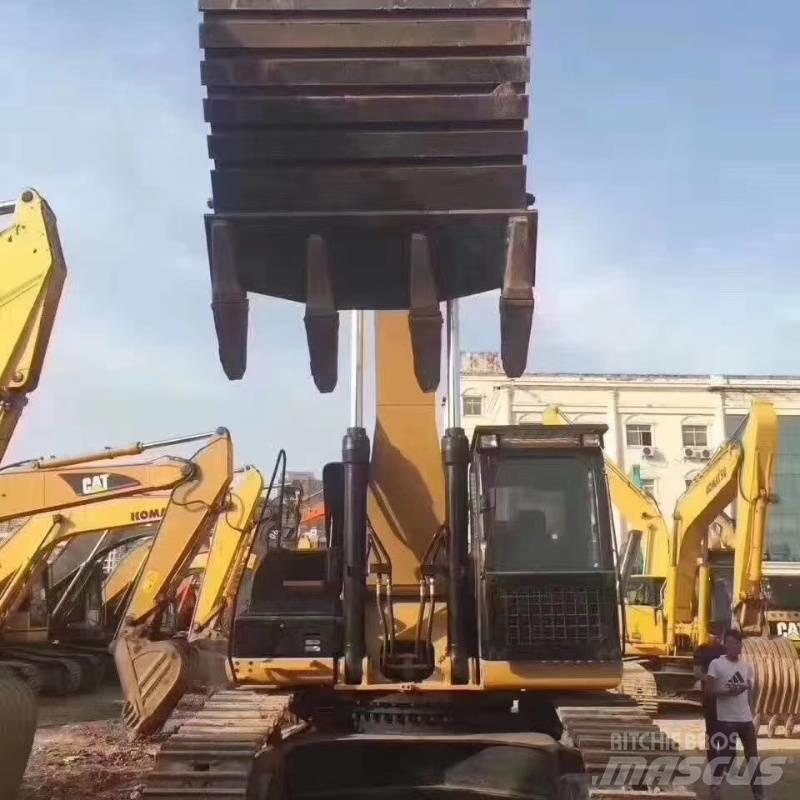 CAT 340 D L Гусеничные экскаваторы