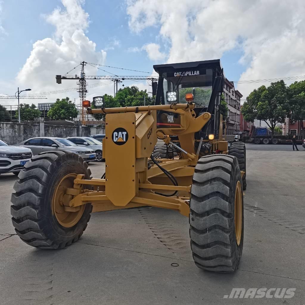 CAT 140k Грейдеры